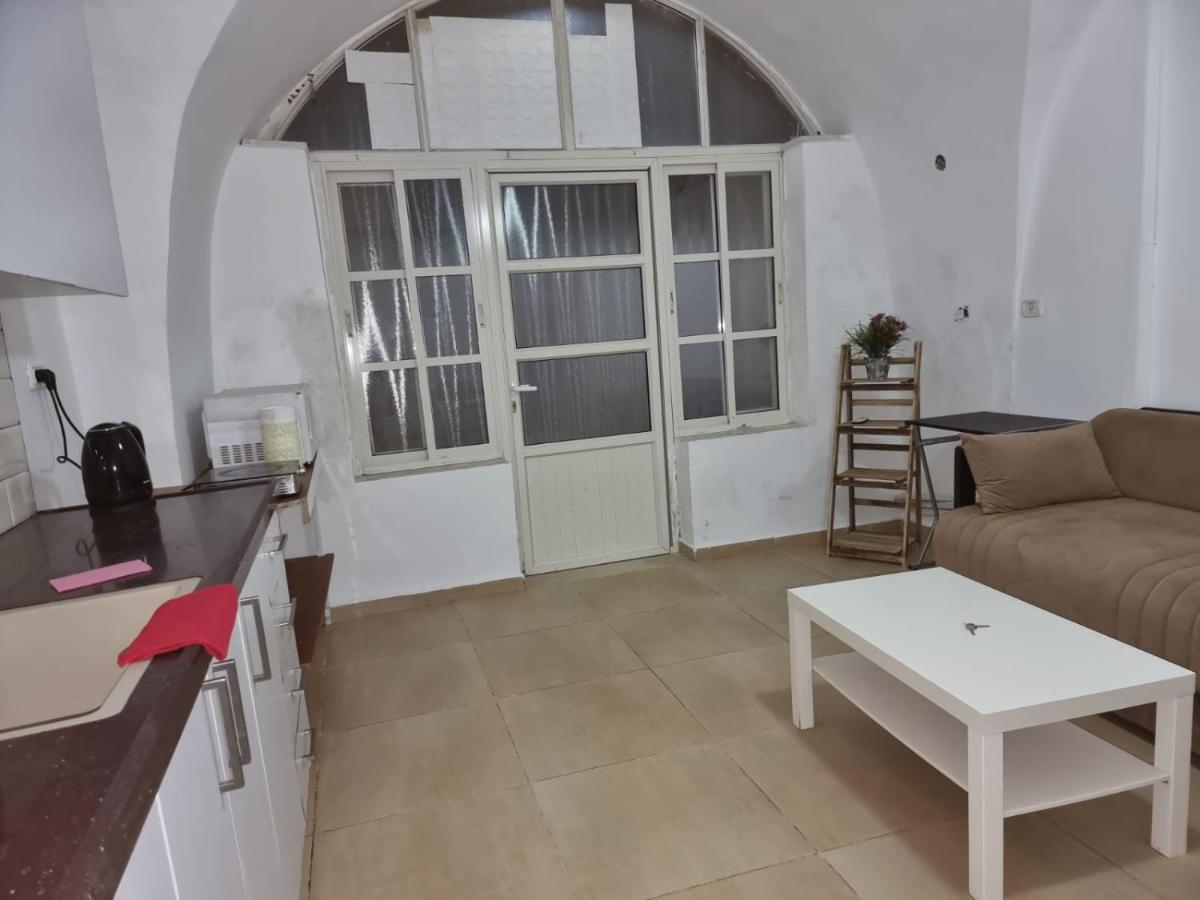 Tannous Aparthotel Хайфа Экстерьер фото